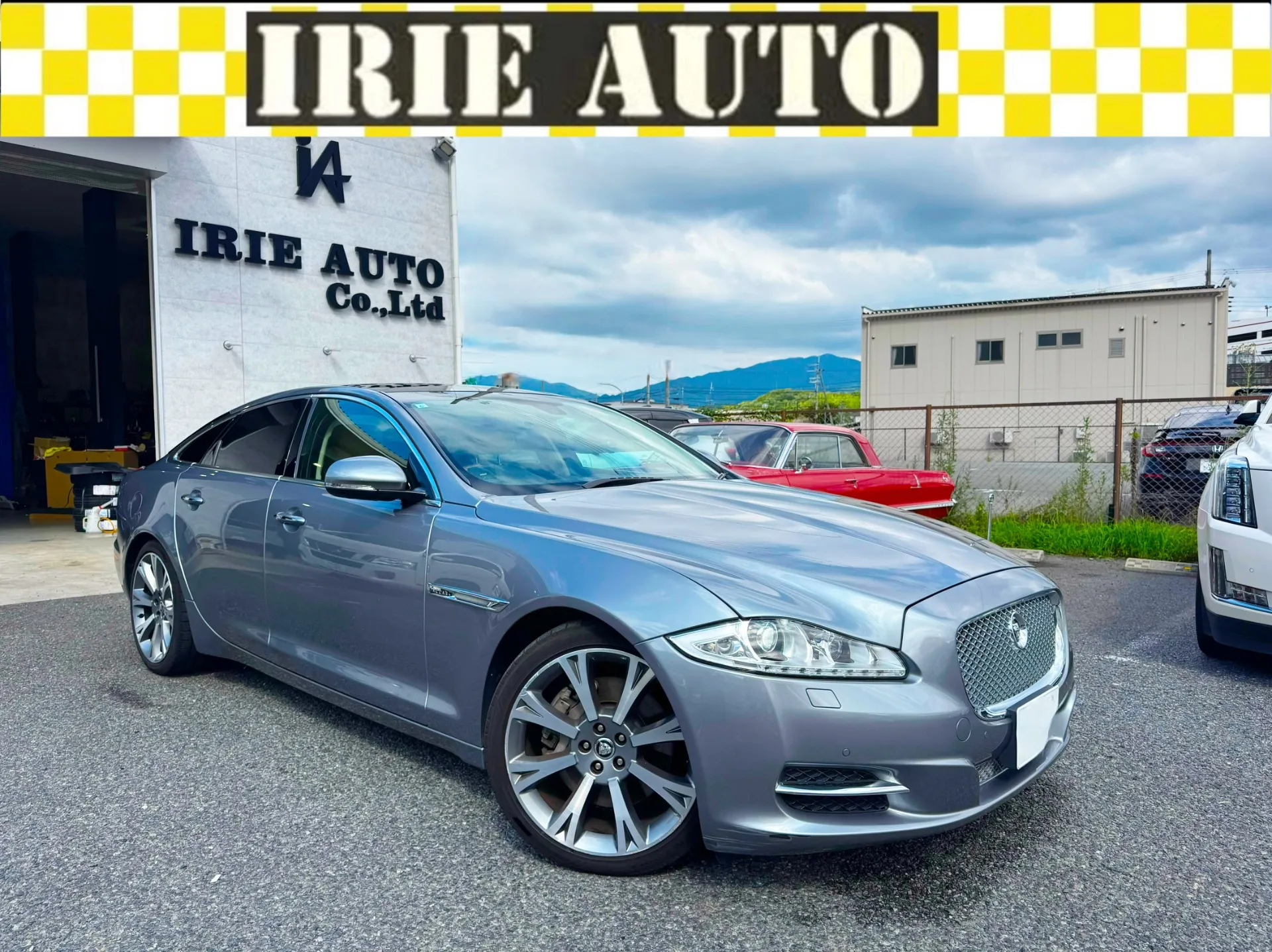 Jaguar XJ3.0プレミアムラグジュアリー